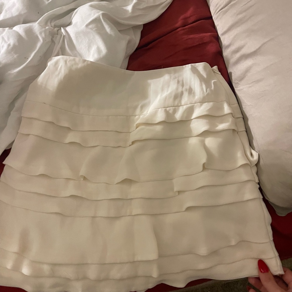 Ruffle white mini skirt